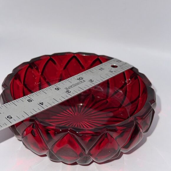 Godinger Hershey’s Kisses Crystal Red Candy Dish Bowl Display Gift - Picture 6 of 7
